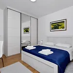 Koky Apartament *