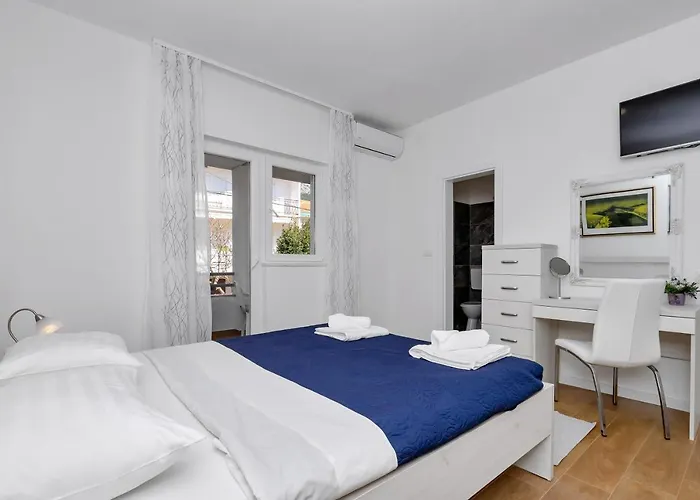 Koky Apartment Makarska